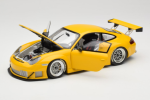 Porsche 911 996 GT3 RSR Yello ALMS 2004 Minichamps 1:18 100046401 Metall — Bild 2 von 8