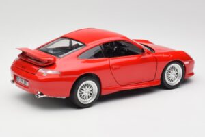 Porsche 911 996 GT3 Strasse Rot Bburago 1:18 30395 Metall — Bild 3 von 8