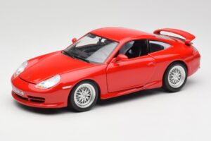 Porsche 911 996 GT3 Strasse Rot Bburago 1:18 30395 Metall