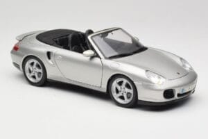 Porsche 911 996 Turbo Cabriolet Silber Maisto 1:18 31660 Metall — Bild 6 von 8