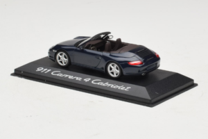 Porsche 911 997 Carrera 4 Cabriolet Dunkelblau Minichamps 1:43 WAP02015216-P1 Metall — Bild 3 von 4