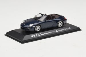 Porsche 911 997 Carrera 4 Cabriolet Dunkelblau Minichamps 1:43 WAP02015216-R1 Metall — Bild 2 von 4