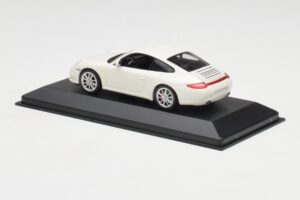 Porsche 911 997 Carrera 4S Carrara Weiß Minichamps 1:43 403066431 Metall — Bild 3 von 4
