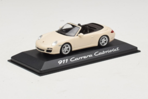 Porsche 911 997 Carrera Cabriolet Weiß Minichamps 1:43 WAP02001118 Metall — Bild 2 von 5