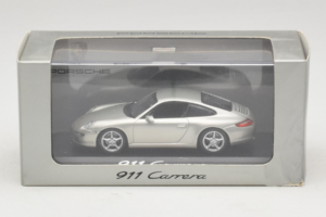 Porsche 911 997 Carrera Silver Metallic Minichamps 1:43 WAP02011515 Metall — Bild 5 von 5