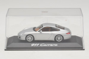 Porsche 911 997 Carrera Silver Metallic Minichamps 1:43 WAP02001218 Metall — Bild 4 von 5
