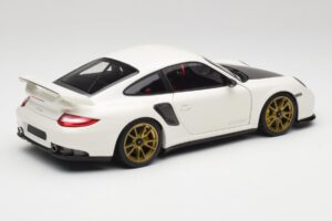 Porsche 911 997 GT2 RS Weiß & Gold Felgen Minichamps 1:18 100069406 Metall — Bild 3 von 8
