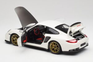 Porsche 911 997 GT2 RS Weiß & Gold Felgen Minichamps 1:18 100069406 Metall — Bild 5 von 8