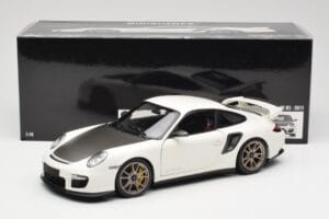 Porsche 911 997 GT2 RS Weiß Minichamps 1:18 100069400 Metall — Bild 8 von 8