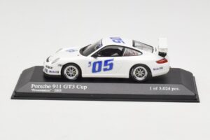 Porsche 911 997 GT3 Cup #5 Presentation 2005 Minichamps 1:43 400056400 Metall