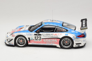 Porsche 911 997 GT3 R #123 Muhlner Motorsport E. Fumal / E. Thiry 24 Hours of Spa 2011 Minichamps 1:18 151118923 Metall — Bild 3 von 6
