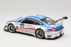 Porsche 911 997 GT3 R #123 Muhlner Motorsport E. Fumal / E. Thiry 24 Hours of Spa 2011 Minichamps 1:18 151118923 Metall — Bild 5 von 6