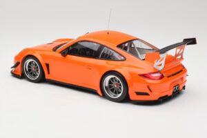 Porsche 911 997 GT3 R Street Orange Minichamps 1:18 151108901 Metall — Bild 5 von 6