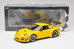 Porsche 911 997 GT3 R Street Racing Gelb Minichamps 1:18 151108902 Metall — Bild 6 von 6