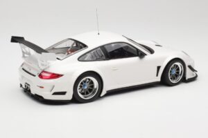Porsche 911 997 GT3 R Street Weiß Minichamps 1:18 151108900 Metall — Bild 2 von 6