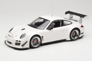 Porsche 911 997 GT3 R Street Weiß Minichamps 1:18 151108900 Metall