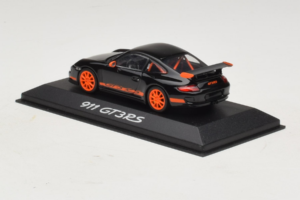 Porsche 911 997 GT3 RS Schwarz Orange Minichamps 1:43 WAP02012817 Metall — Bild 3 von 4