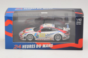 Porsche 911 997 GT3 RSR #76 R. Narac / P. Long / P. Pilet 24 Hours of Le Mans 2009 Minichamps 1:43 400096976 Metall — Bild 3 von 3