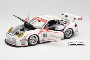 Porsche 911 997 GT3 RSR #83 Team Seikel L. Nielsen / M. Ehret / D. Farnbacher 24 Hours of Le Mans 2006 Minichamps 1:18 100066 — Bild 2 von 8