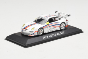 Porsche 911 997 GT3 RSR Weiß Mit Blauen und Orangen Streifen 2007 Minichamps 1:43 WAP02000618 Metall — Bild 2 von 4