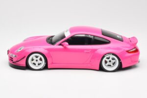 Porsche 911 997 RWB Pink IXO 1:18 18CMC167 Metall — Bild 3 von 5