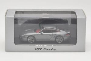 Porsche 911 997 Turbo Anthracite Grey Minichamps 1:43 WAP0200010A Metall — Bild 4 von 4