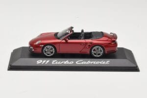 Porsche 911 997 Turbo Cabriolet Rot Minichamps 1:43 WAP0200130A Metall