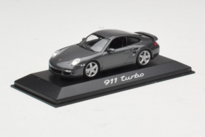 Porsche 911 997 Turbo Grey Metallic Minichamps 1:43 WAP02013116 Metall — Bild 2 von 4