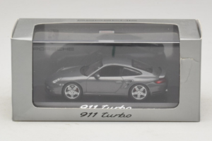 Porsche 911 997 Turbo Grey Metallic Minichamps 1:43 WAP02013016 Metall — Bild 5 von 5