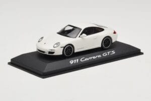 Porsche 911 997.2 Carrera GTS Weiß Minichamps 1:43 WAP0200200B Metall — Bild 2 von 4