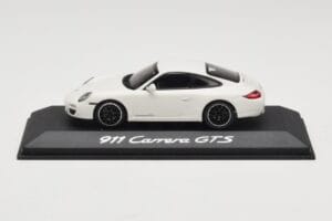 Porsche 911 997.2 Carrera GTS Weiß Minichamps 1:43 WAP0200200B Metall