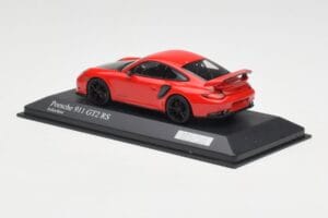 Porsche 911 997.2 GT2 RS Rot mit Schwarzen Felgen Minichamps 1:43 400069407 Metall — Bild 3 von 4