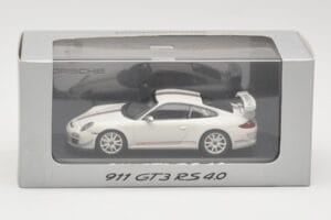 Porsche 911 997.2 GT3 RS 4.0 Weiß Minichamps 1:43 WAP0200010C Metall — Bild 4 von 4