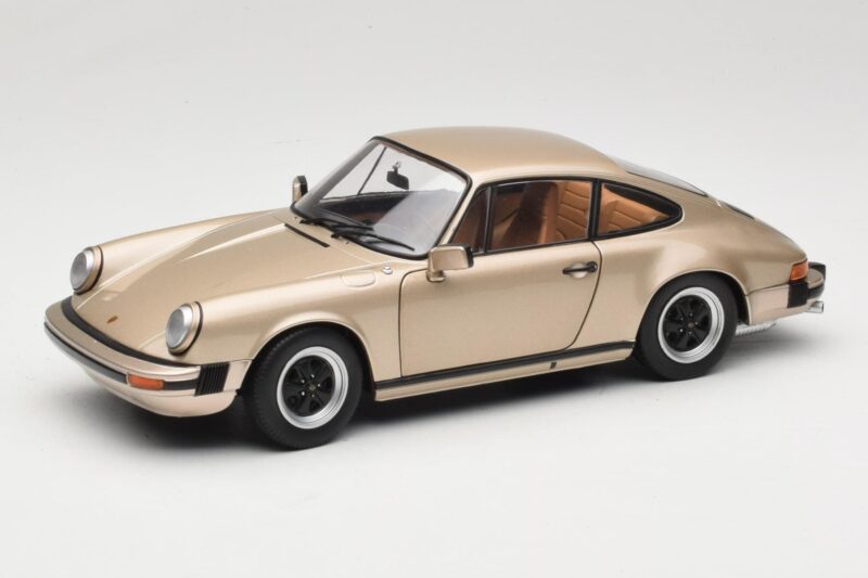 Porsche 911 Carrera 3.2 Bronze Solido 1:18 S1802602 Metall