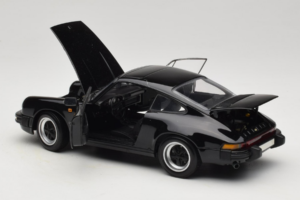 Porsche 911 Carrera 3.2 Schwarz Minichamps 1:18 100063060-R1 Metall — Bild 5 von 8