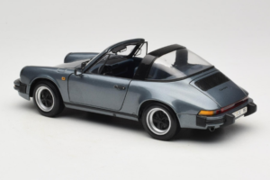 Porsche 911 SC Silber Minichamps 1:18 100063060 Metall — Bild 7 von 8