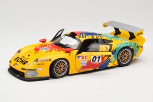 Porsche 911 GT1 #1 D. Rohr / R. Pilgrim / A. McNish 1997 UT Models 1:18 39724 Metall — Bild 2 von 8