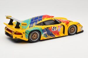 Porsche 911 GT1 #1 D. Rohr / R. Pilgrim / A. McNish 1997 UT Models 1:18 39724 Metall — Bild 3 von 8