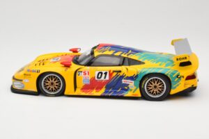 Porsche 911 GT1 #1 D. Rohr / R. Pilgrim / A. McNish 1997 UT Models 1:18 39724 Metall — Bild 4 von 8