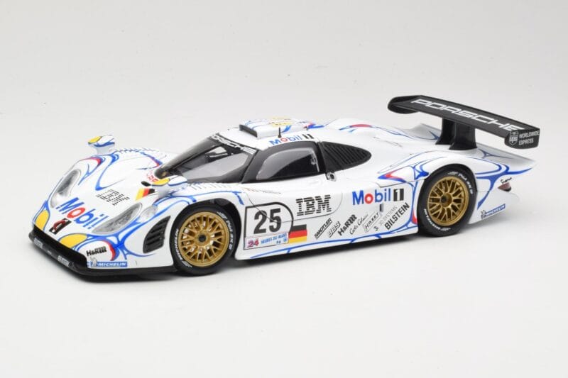 Porsche 911 GT1 #25 Porsche AG U. Alzen / J. Muller / B. Wollek 24 Hours of Le Mans 1998 Maisto 1:18 56052 Metall