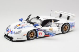 Porsche 911 GT1 #6 T. Boutsen / H-J. Stuck 1997 UT Models 1:18 39720 Metall — Bild 2 von 8