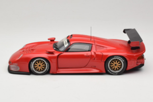 Porsche 911 GT1 Concept Rot UT Models 1:18 180966625-R1 Metall — Bild 4 von 8