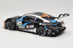 Porsche 911 GT3 Cup 992 #14 R. de Haan Oschersleben GP 2024 IXO 1:18 18RMC219 Metall — Bild 5 von 6