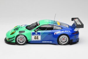 Porsche 911 GT3 R #44 Falken Motorsport W. Henzler / P. Dumbreck NBR 2016 Minichamps 1:18 155166044 Metall — Bild 3 von 6