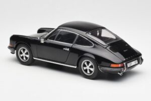 Porsche 911 S Schwarz Schuco 1:18 450047200 Metall — Bild 7 von 8