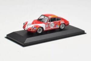 Porsche 911 S #82 Team Kremer Racing 1000km ADAC Neuhaus Class Winner 1971 Minichamps 1:43 400716882 Metall — Bild 2 von 4