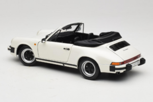 Porsche 911 SC Cabriolet Weiß Minichamps 1:18 100063031 Metall — Bild 7 von 8