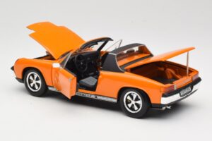 Porsche 914/6 Orange Revell 1:18 08864 Metall — Bild 5 von 8