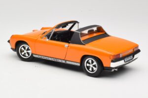 Porsche 914/6 Orange Revell 1:18 08864 Metall — Bild 7 von 8