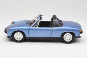 Porsche 914 Blau Revell 1:18 08975 Metall — Bild 4 von 8